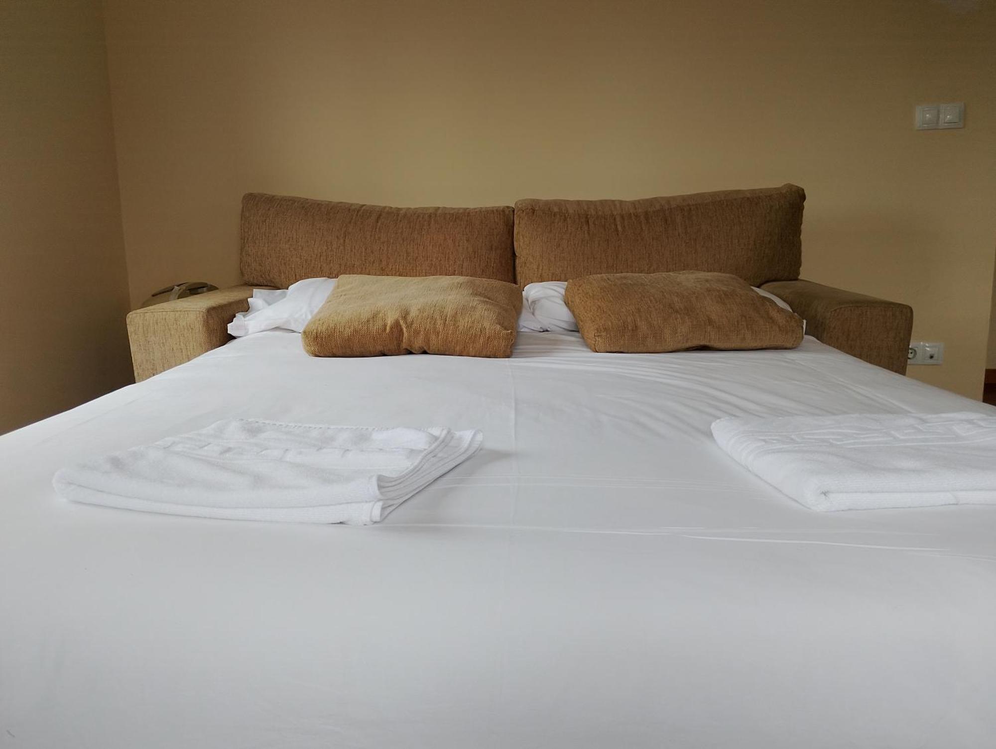 Cabalo Furado Tui Hotel Luaran gambar