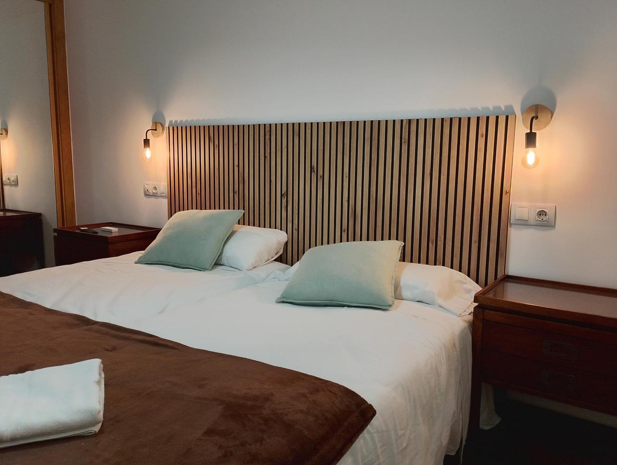 Cabalo Furado Tui Hotel Luaran gambar